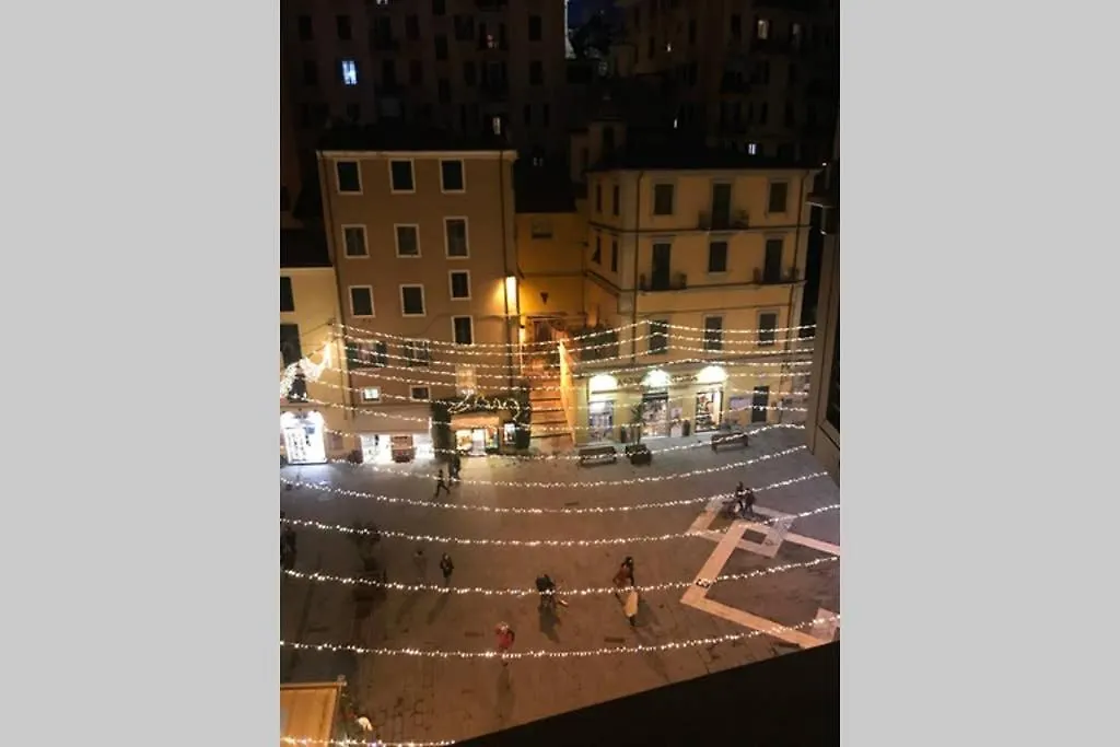 Casa Retro. Historic Center - La Spezia Apartment 0*,  Italy